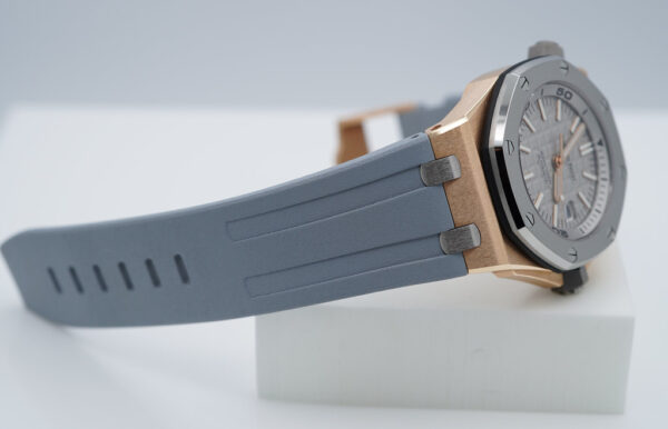 Audemars PIGUET ROYAL OAK OFFSHORE DIVER ROSE GOLD JAPAN LIMITED 500 FULL SET - Image 5