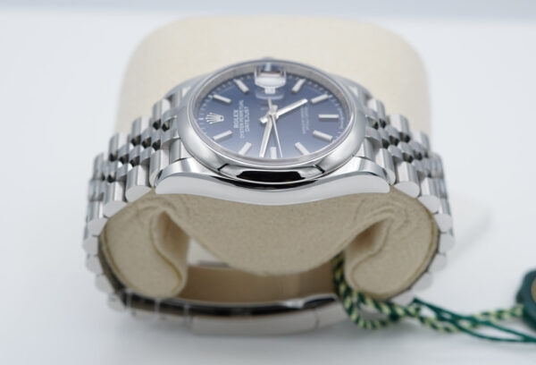NEW Rolex 126200 DATEJUST 36 BLUE STICK DIAL JUBILEE BAND 2024 COMPLETE SET - Image 4