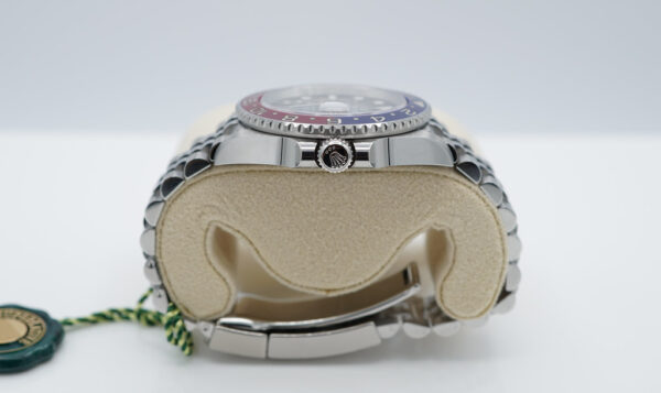 BRAND NEW Rolex 126710BLRO PEPSI GMT MASTER II RED BLUE BEZEL JUBILEE 2024 FULL SET - Image 3