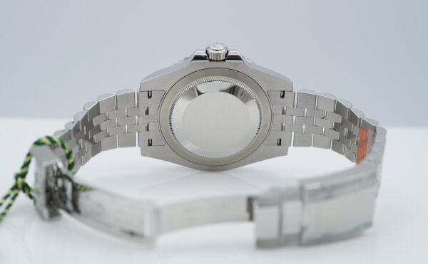 BRAND NEW Rolex 126710BLRO PEPSI GMT MASTER II RED BLUE BEZEL JUBILEE 2024 FULL SET - Image 8