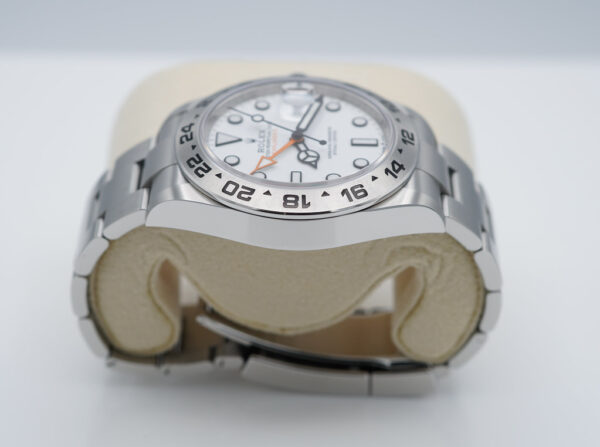 Rolex 226570 EXPLORER 2 POLAR WHITE DIAL NEW MODEL 2021 WARRANTY COMPLETE SET - Image 4