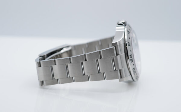 Rolex 226570 EXPLORER 2 POLAR WHITE DIAL NEW MODEL 2021 WARRANTY COMPLETE SET - Image 6