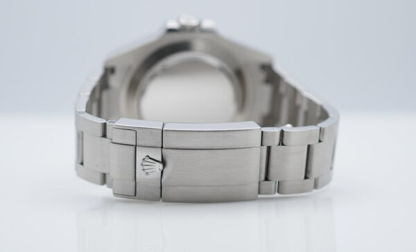Rolex 226570 EXPLORER 2 POLAR WHITE DIAL NEW MODEL 2021 WARRANTY COMPLETE SET - Image 7