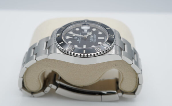 Rolex 126610LN SUBMARINER DATE 41 NEW MODEL 2022 WARRANTY COMPLETE SET - Image 4