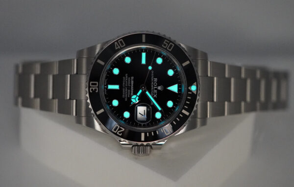 Rolex 126610LN SUBMARINER DATE 41 NEW MODEL 2022 WARRANTY COMPLETE SET - Image 11
