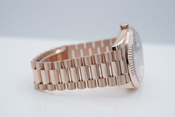 Rolex 228235 DAY DATE 40 ROSE GOLD CHOCOLATE BAGUETTE DIAMOND DIAL 2023 FULL SET - Image 6