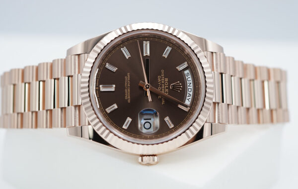 Rolex 228235 DAY DATE 40 ROSE GOLD CHOCOLATE BAGUETTE DIAMOND DIAL 2023 FULL SET - Image 9