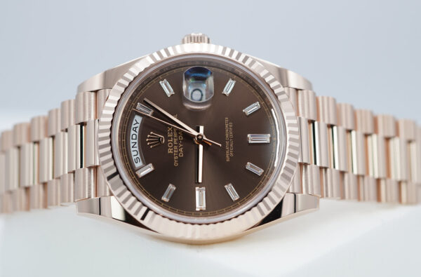 Rolex 228235 DAY DATE 40 ROSE GOLD CHOCOLATE BAGUETTE DIAMOND DIAL 2023 FULL SET - Image 10