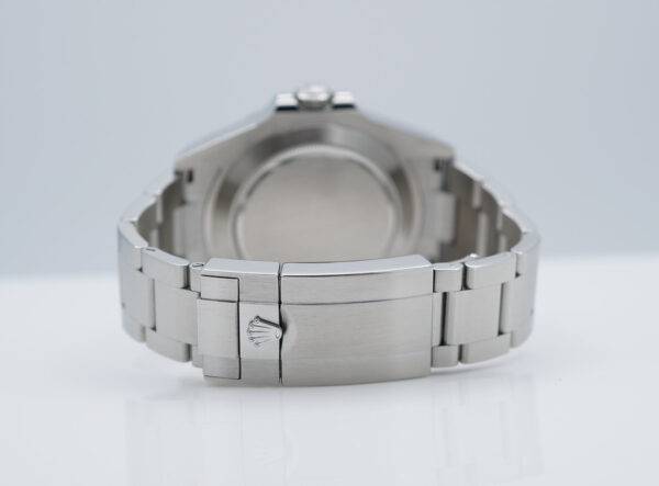 Rolex 226570 EXPLORER II BLACK DIAL NEW MODEL 2021 WARRANTY COMPLETE SET - Image 7