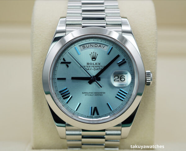 Rolex 228206 DAY DATE 40 PLATINUM ICE BLUE QUADRANT ROMAN DIAL COMPLETE SET
