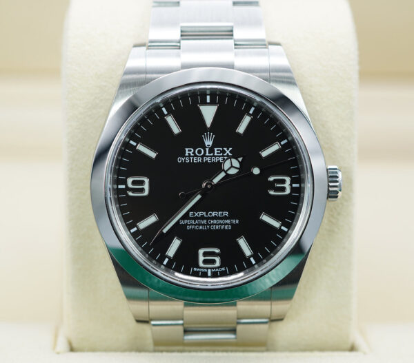 Rolex 214270 EXPLORER STAINLESS STEEL FULL LUME DIAL 39MM 2019 FULL SET