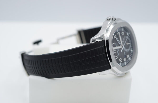 Patek PHILIPPE 5164A AQUANAUT TRAVEL TIME STAINLESS STEEL 2021 FULL SET - Image 6