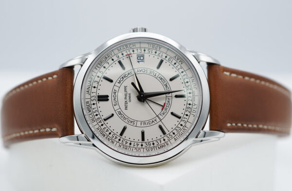 Patek PHILIPPE 5212A STAINLESS STEEL CALATRAVA WEEKLY CALENDAR 2021 COMPLETE SET - Image 10