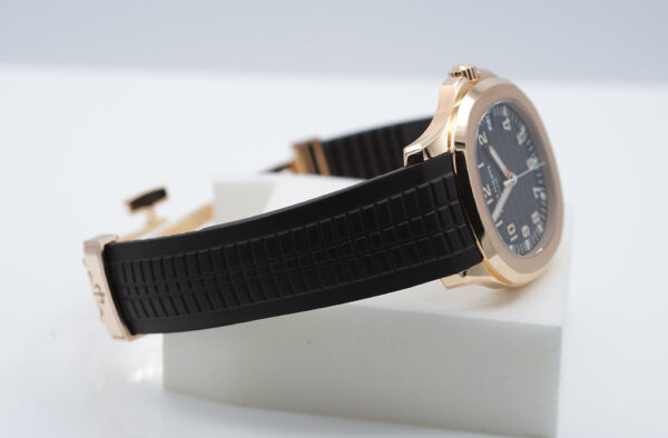 Patek PHILIPPE 5167R AQUANAUT 18K ROSE GOLD RUBBER STRAP 40MM 2020 FULL SET - Image 6