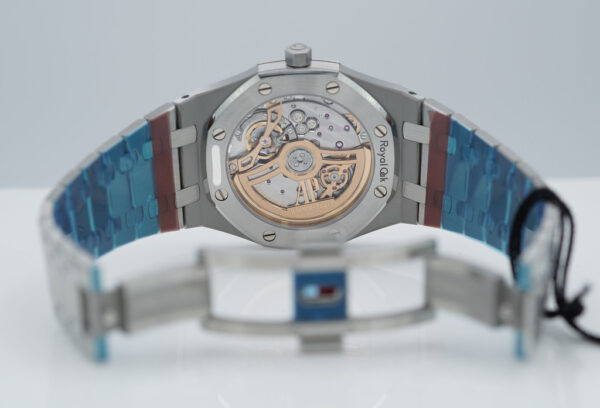 BRAND NEW Audemars PIGUET ROYAL OAK JUMBO 16202ST BLUE DIAL 2024 COMPLETE SET - Image 9