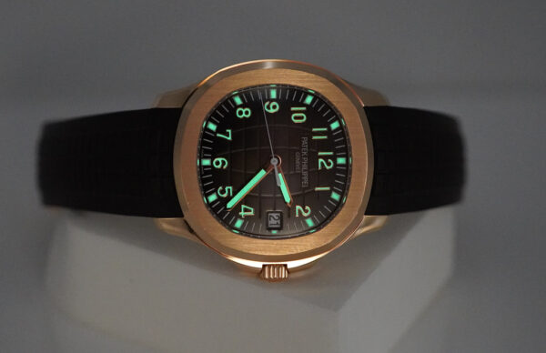 Patek PHILIPPE 5167R AQUANAUT 18K ROSE GOLD RUBBER STRAP 40MM 2020 FULL SET - Image 12