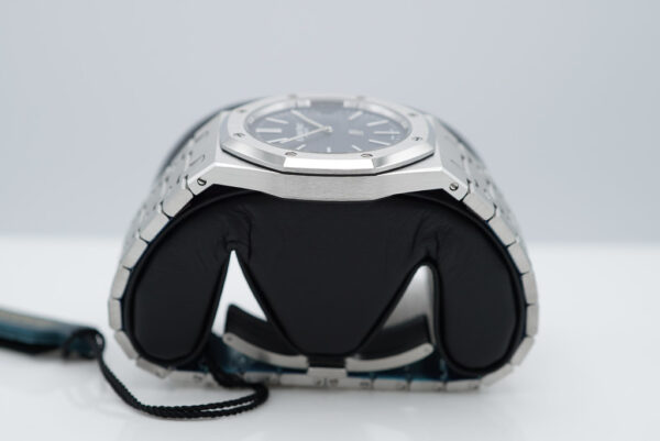 BRAND NEW Audemars PIGUET ROYAL OAK JUMBO 16202ST BLUE DIAL 2024 COMPLETE SET - Image 4