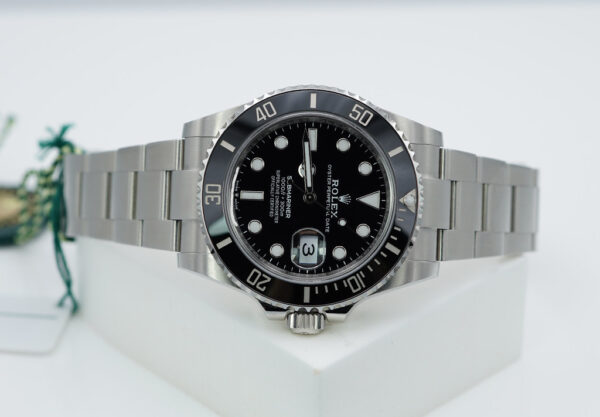 BRAND NEW Rolex 126610LN SUBMARINER DATE 41 STAINLESS STEEL 2024 COMPLETE SET - Image 9