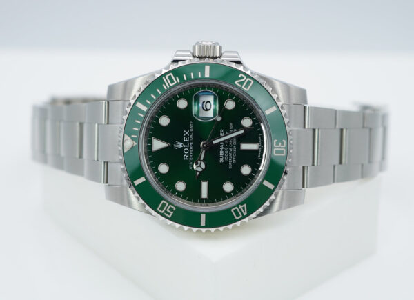 Rolex 116610LV SUBMARINER HULK GREEN DIAL GREEN BEZEL 40MM COMPLETE SET - Image 10
