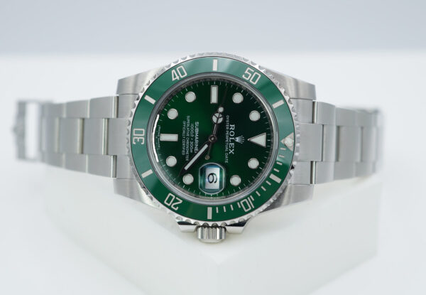 Rolex 116610LV SUBMARINER HULK GREEN DIAL GREEN BEZEL 40MM COMPLETE SET - Image 9