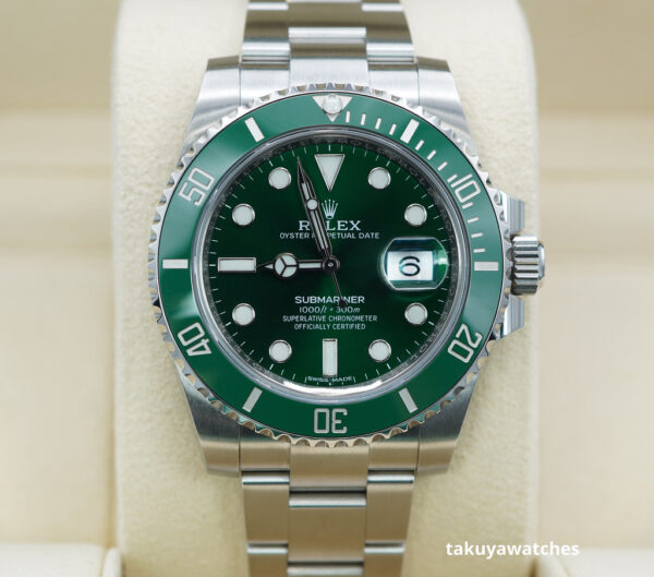 Rolex 116610LV SUBMARINER HULK GREEN DIAL GREEN BEZEL 40MM COMPLETE SET