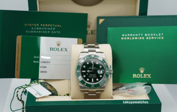 Rolex 116610LV SUBMARINER HULK GREEN DIAL GREEN BEZEL 40MM COMPLETE SET - Image 2