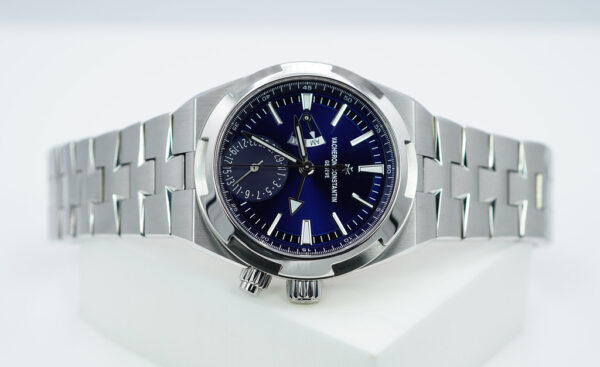 Vacheron CONSTANTIN OVERSEAS DUAL TIME 7900V BLUE DIAL 2021 WARRANTY FULL SET - Image 10