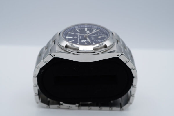 Vacheron CONSTANTIN OVERSEAS DUAL TIME 7900V BLUE DIAL 2021 WARRANTY FULL SET - Image 4