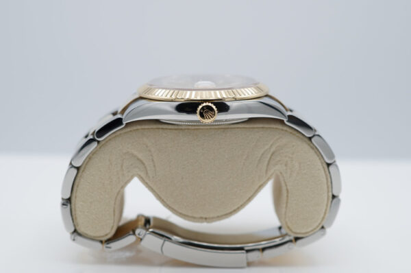 Rolex 126333 DATEJUST 41 GOLD STEEL CHAMPAGNE DIAL OYSTER BAND FULL SET - Image 3