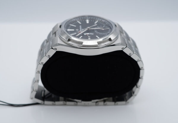 BRAND NEW Vacheron CONSTANTIN OVERSEAS DUAL TIME 7920V BLACK DIAL NEW MODEL 2024 FULL SET - Image 4