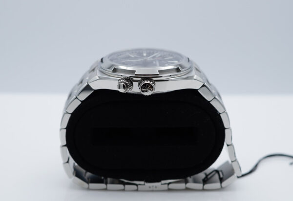 BRAND NEW Vacheron CONSTANTIN OVERSEAS DUAL TIME 7920V BLACK DIAL NEW MODEL 2024 FULL SET - Image 3