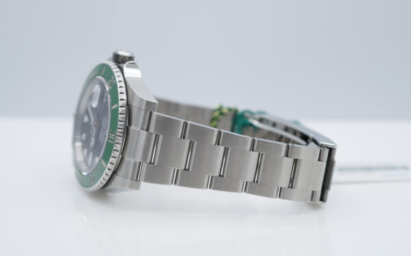 BRAND NEW Rolex 126610LV SUBMARINER GREEN MK2 BEZEL BLACK DIAL 2024 41MM FULL SET - Image 5