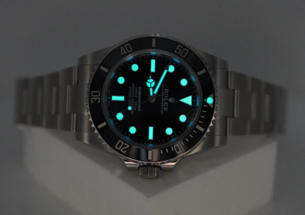 BRAND NEW Rolex 124060 SUBMARINER NO DATE 41MM 2023 WARRANTY COMPLETE SET - Image 10
