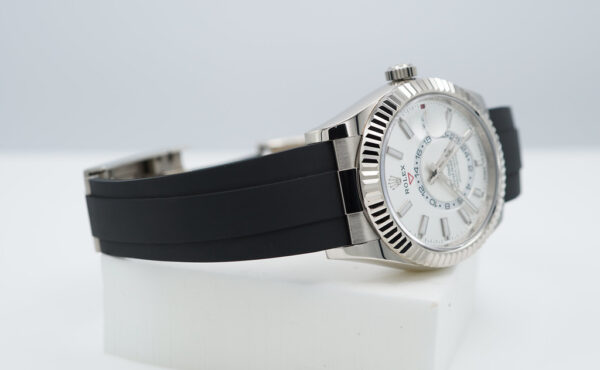 Rolex 336239 SKY-DWELLER 18K WHITE GOLD INTENSE WHITE DIAL OYSTERFLEX 2023 FULL SET - Image 6