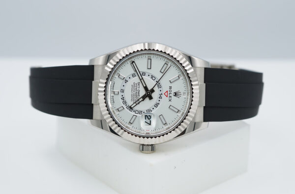 Rolex 336239 SKY-DWELLER 18K WHITE GOLD INTENSE WHITE DIAL OYSTERFLEX 2023 FULL SET - Image 9