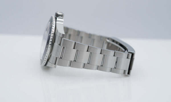 Rolex 126610LN SUBMARINER DATE 41 NEW MODEL 2022 WARRANTY COMPLETE SET - Image 5