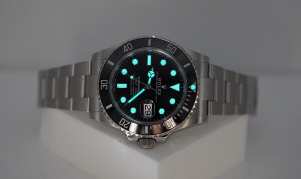 Rolex 126610LN SUBMARINER DATE 41 NEW MODEL 2022 WARRANTY COMPLETE SET - Image 11