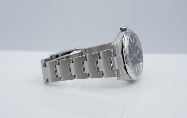 Rolex 124300 OYSTER PERPETUAL 41 BLACK DIAL 2024 WARRANTY COMPLETE SET - Image 6