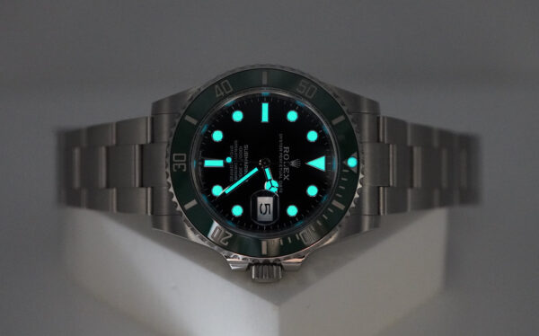 Rolex 126610LV SUBMARINER 41 GREEN MK1 BEZEL STARBUCKS 2022 WARRANTY FULL SET - Image 11