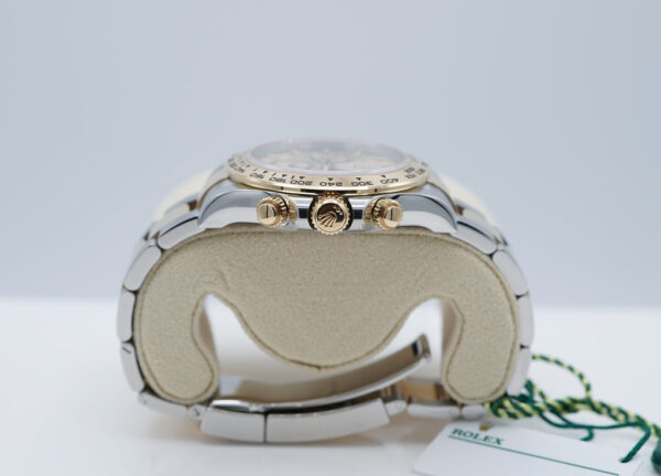 BRAND NEW Rolex 126503 DAYTONA TWO TONE GOLD STEEL CHAMPAGNE DIAL NEW MODEL FULL SET - Image 3