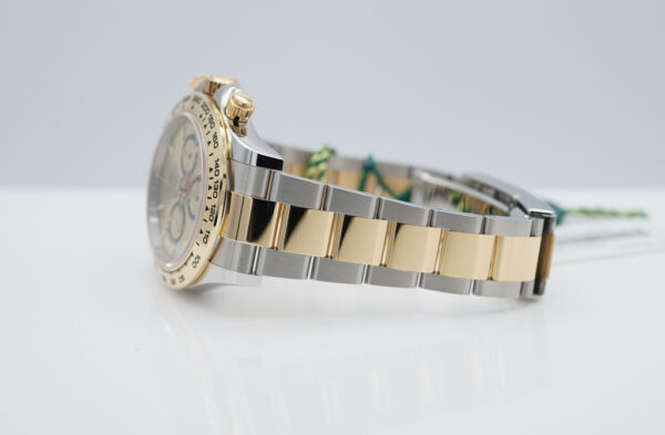 BRAND NEW Rolex 126503 DAYTONA TWO TONE GOLD STEEL CHAMPAGNE DIAL NEW MODEL FULL SET - Image 5