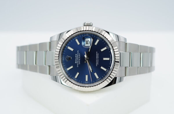 Rolex 126334 DATEJUST 41 FLUTED BEZEL BLUE STICK DIAL OYSTER 2024 COMPLETE SET - Image 10
