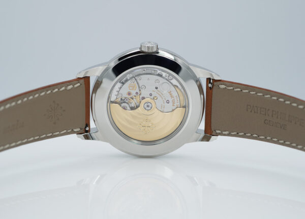 Patek PHILIPPE 5212A STEEL CALATRAVA WEEKLY CALENDAR 2023 COMPLETE SET - Image 8