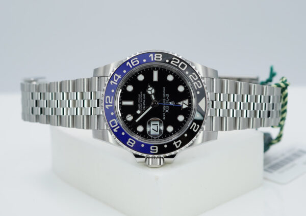 BRAND NEW Rolex 126710BLNR GMT MASTER II BLACK BLUE BEZEL JUBILEE BAND 2024 FULL SET - Image 9