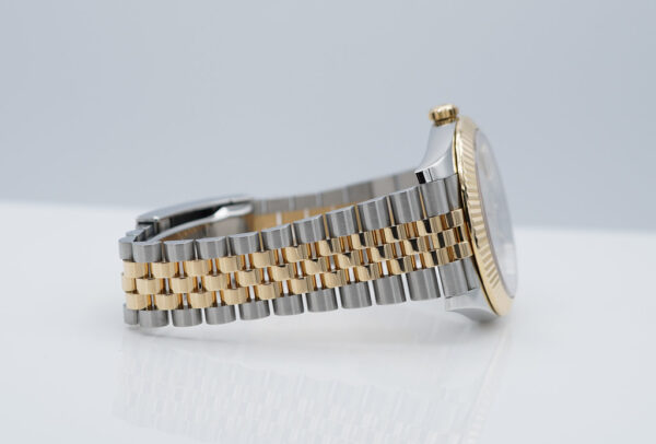 Rolex 126333 DATEJUST 41 YELLOW GOLD STEEL SILVER DIAL JUBILEE 2022 WARRANTY - Image 6