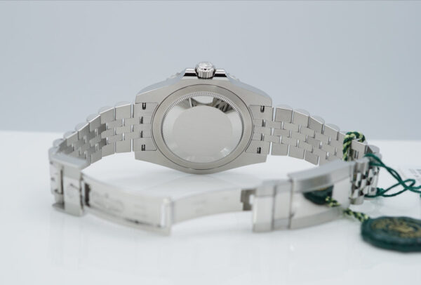 BRAND NEW Rolex 126710BLNR GMT MASTER II BLACK BLUE BEZEL JUBILEE BAND 2024 FULL SET - Image 8