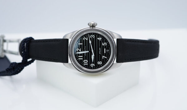 BRAND NEW Zenith PILOT AUTOMATIC BLACK DIAL 40MM 2024 COMPLETE SET - Image 10