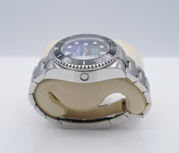 Rolex 126660 DEEPSEA D BLUE DIAL JAMES CAMERON 2020 WARRANTY FULL SET - Image 3