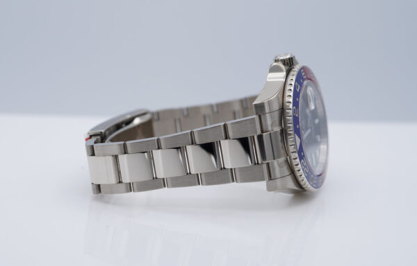 MINT Rolex 116719BLRO GMT MASTER 2 18K WHITE GOLD PEPSI BEZEL BLACK DIAL COMPLETE SET - Image 6