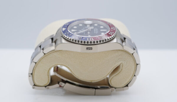 MINT Rolex 116719BLRO GMT MASTER 2 18K WHITE GOLD PEPSI BEZEL BLACK DIAL COMPLETE SET - Image 4
